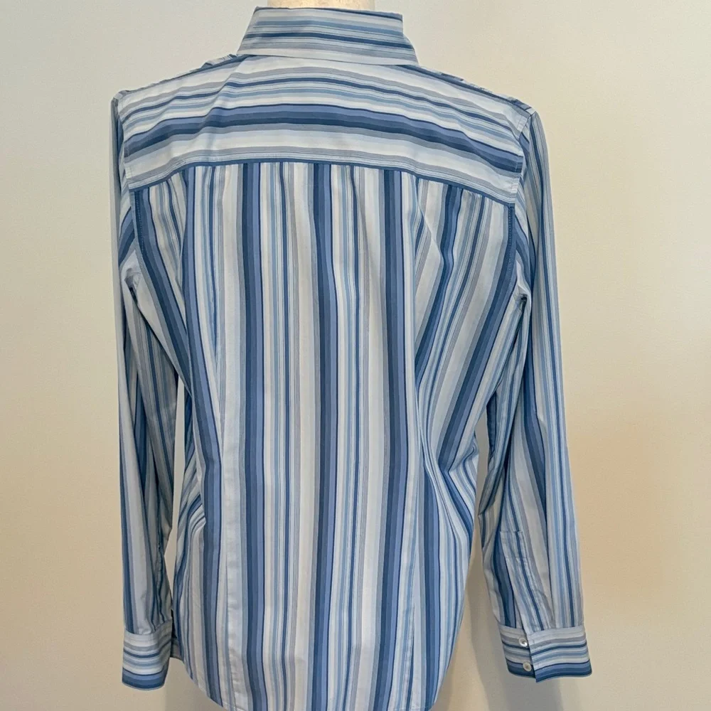 Banana Republic Button Up - Picture 2 of 4